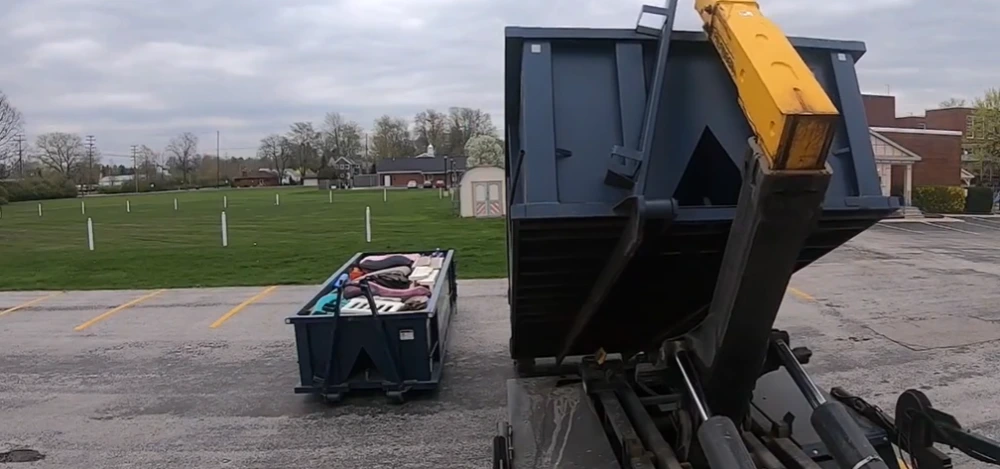 30 yard dumpster rental Midland TX $550 flat-rate contractors construction same-day delivery